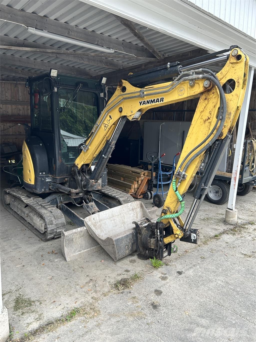 Yanmar VIO 38 GRÄVARE Pás carregadoras de rodas