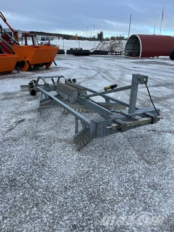 Ysta VÄGSLADD YVL 200 Retroescavadoras