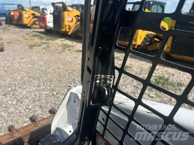 Bobcat T590 Carregadoras de direcção deslizante