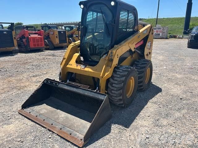 CAT 236D3 Pneus, Rodas e Jantes