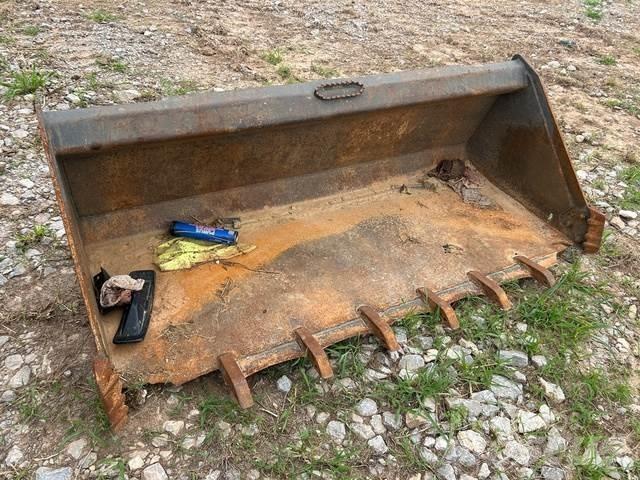  CID 72 Tooth Bucket Baldes