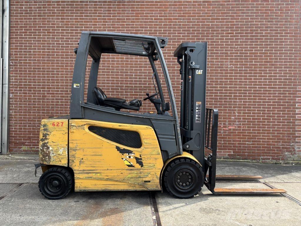 CAT 2EP5000 Empilhadores eléctricos