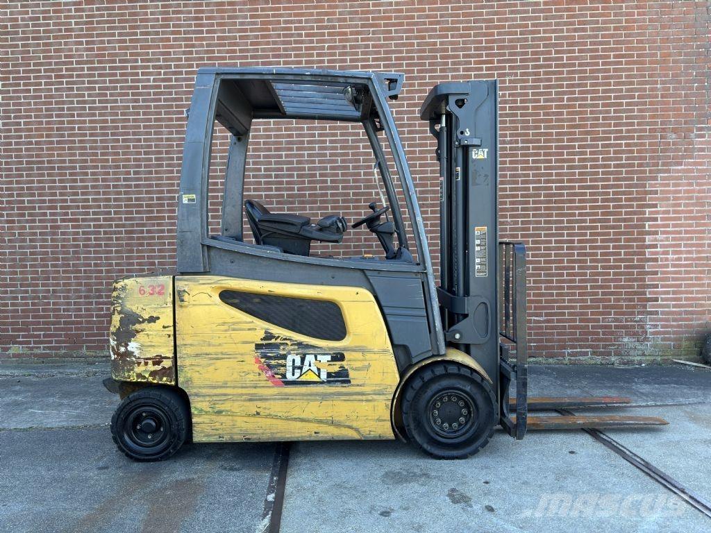 CAT 2EP5000 Empilhadores eléctricos