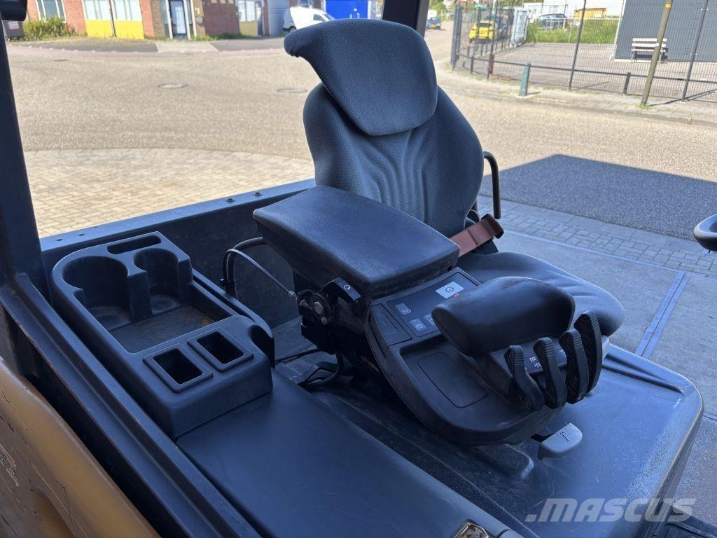 CAT 2EP8000 Empilhadores eléctricos