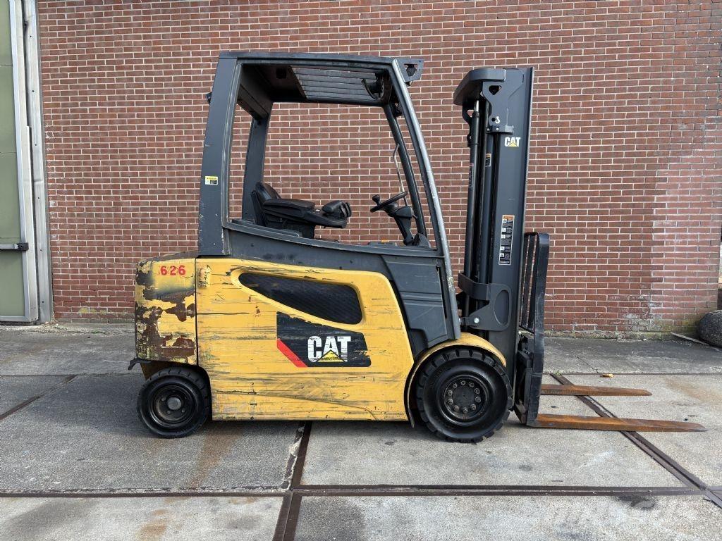 CAT 2EPC5000 Empilhadores eléctricos