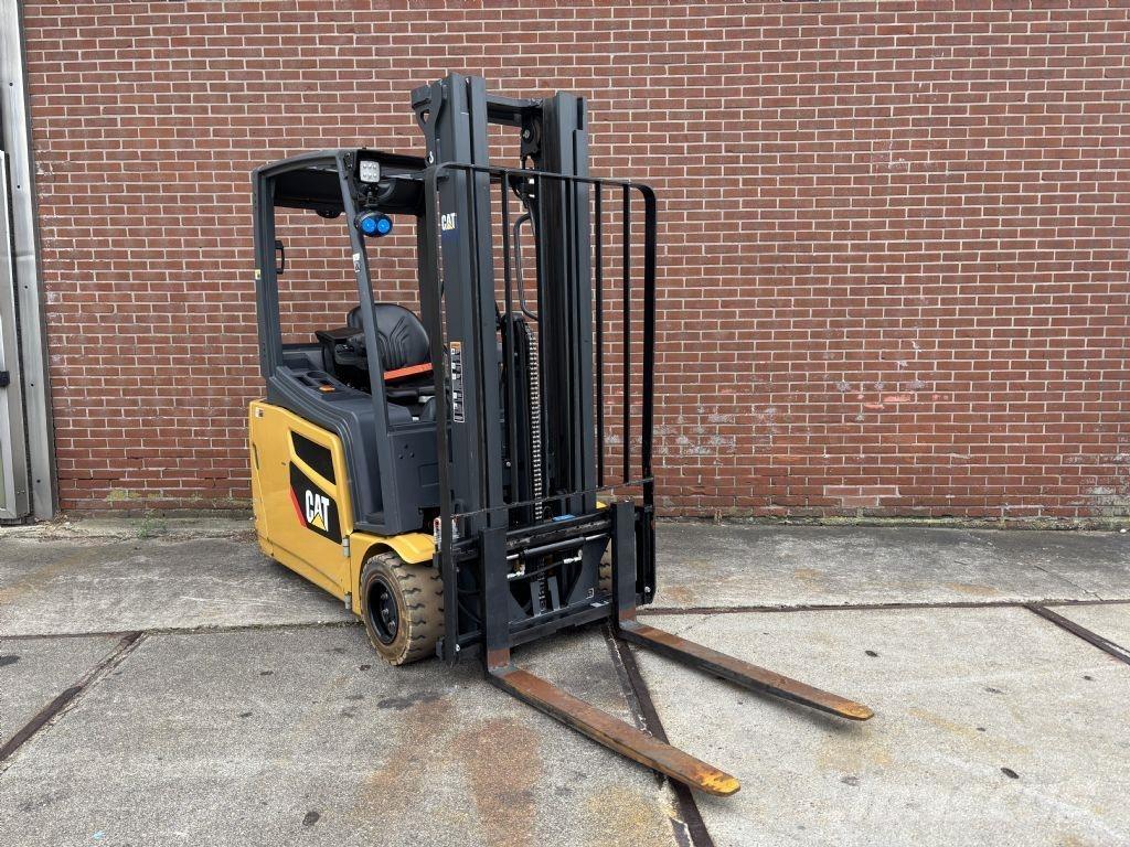 CAT 2ET4000 Empilhadores eléctricos
