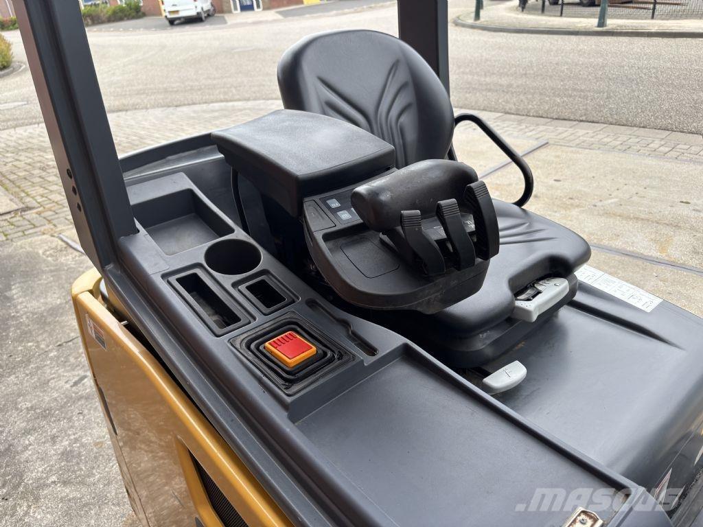 CAT 2ET4000 Empilhadores eléctricos