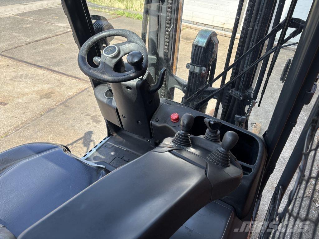 Linde E14-02 Empilhadores eléctricos