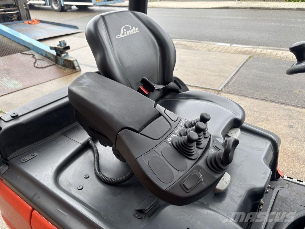 Linde E18-02 Empilhadores eléctricos