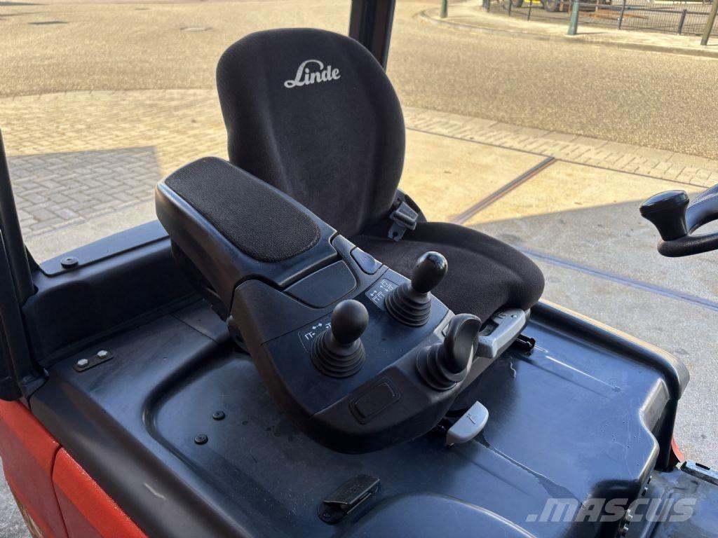 Linde E18L-02 Empilhadores eléctricos
