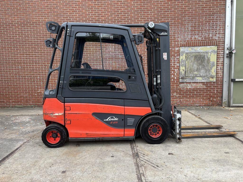 Linde E25L-01 Empilhadores eléctricos