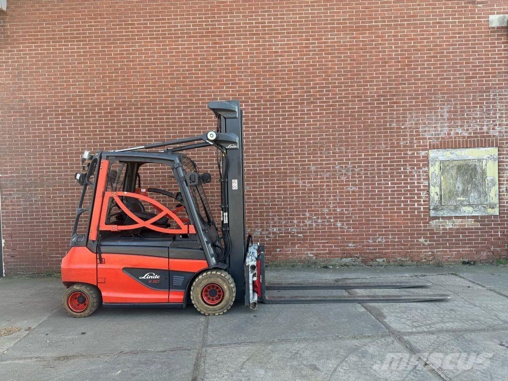 Linde E30-01 Empilhadores eléctricos