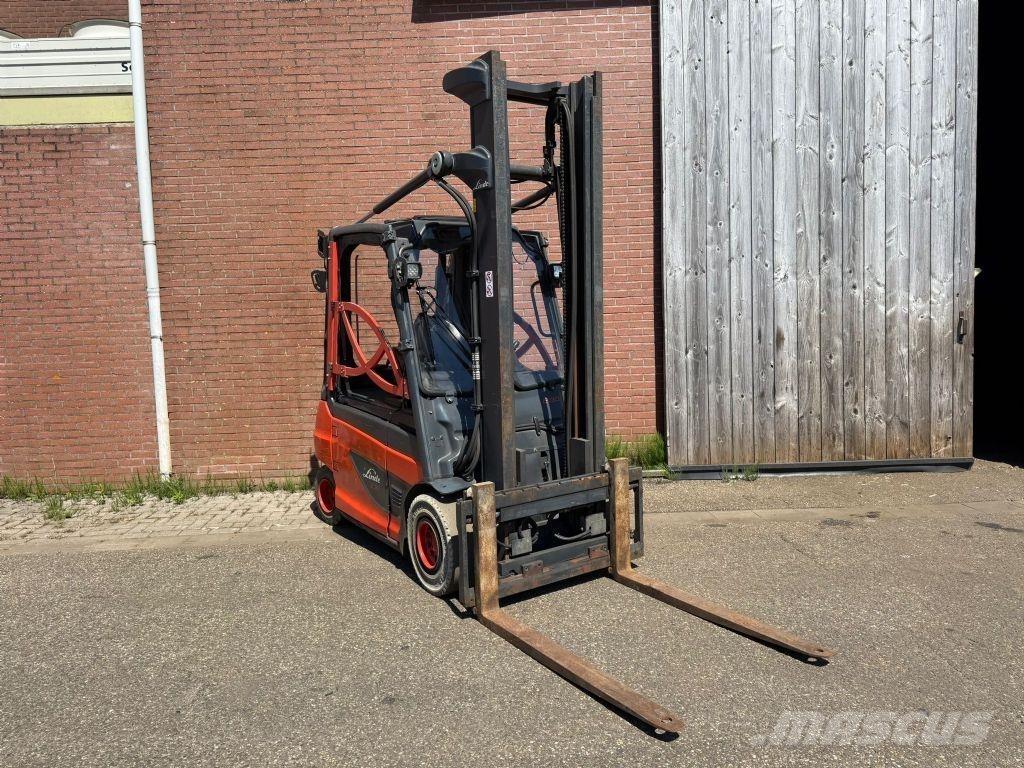 Linde E30-01 Empilhadores eléctricos