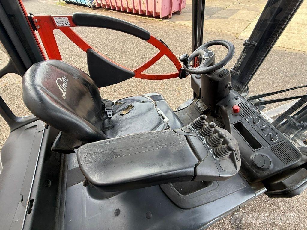 Linde E30-01 Empilhadores eléctricos