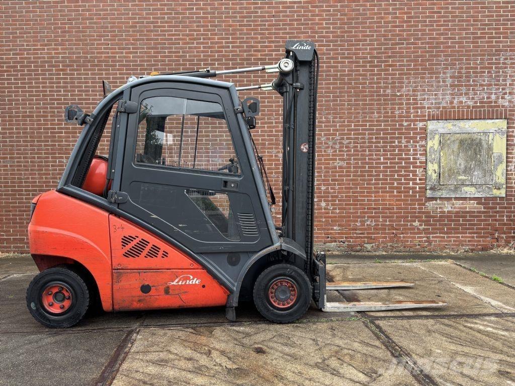 Linde H25T-01 Empilhadores a gás