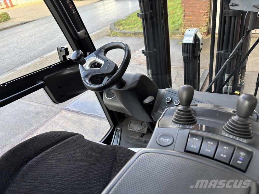 Linde H25T-01 Empilhadores a gás