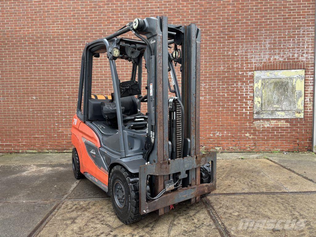 Linde H30T Empilhadores a gás