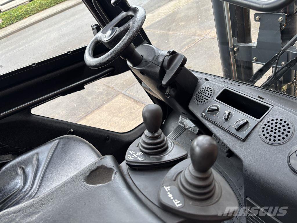 Linde H35T-01 Empilhadores a gás