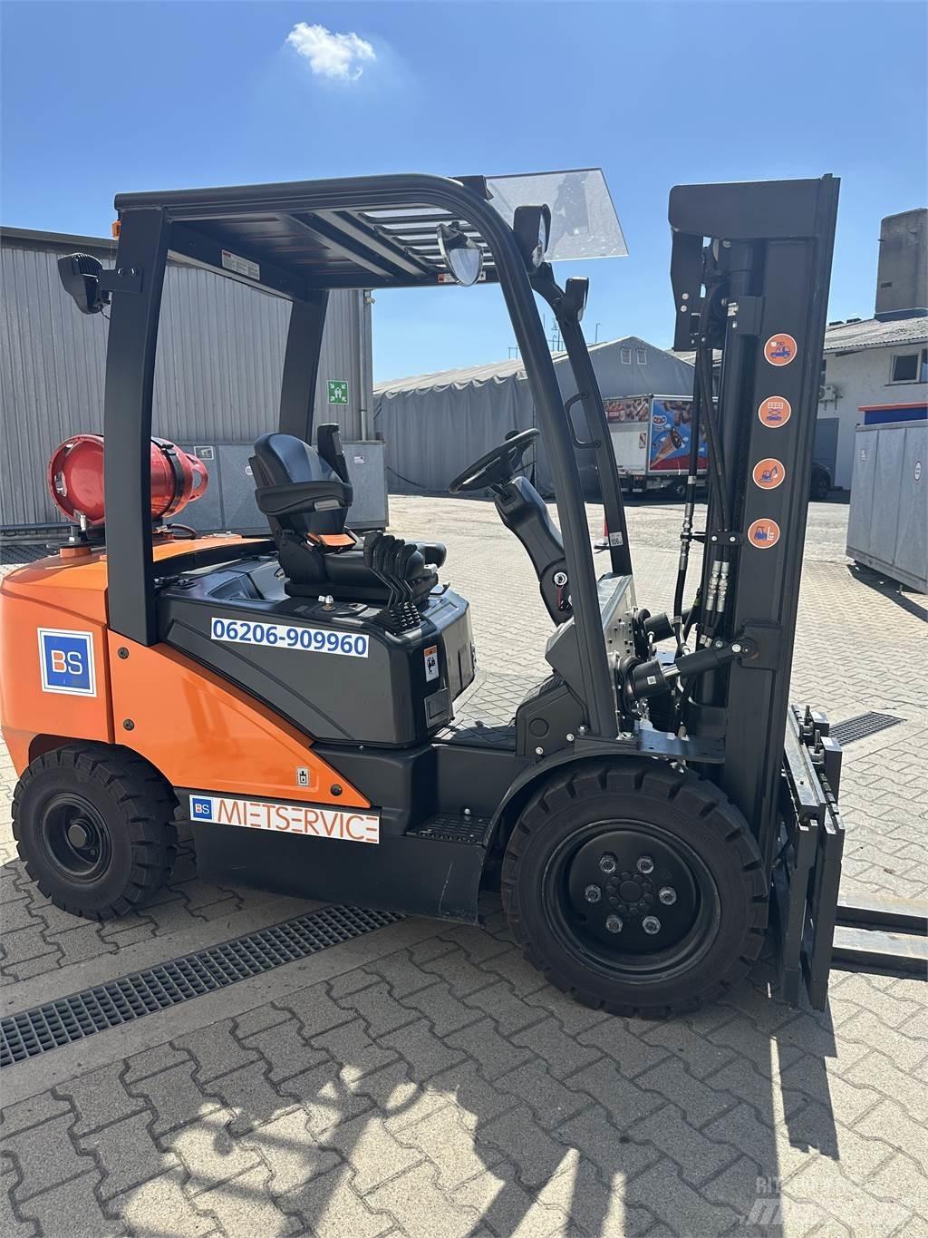 Doosan G30P-7 Construção - Outros
