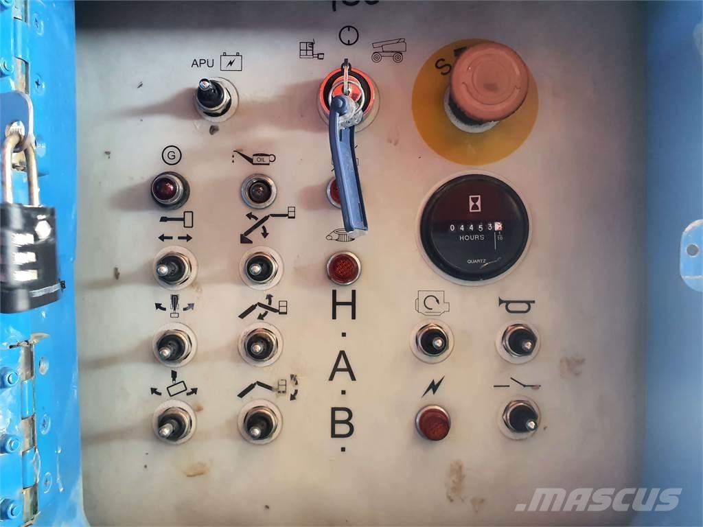 HAB T22 JD 4 WD Elevadores braços Telescópicos