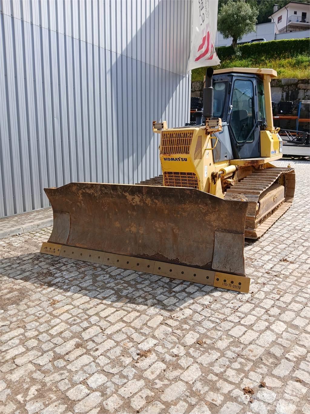 Komatsu D41E-6 Bulldozers assentadores de tubos