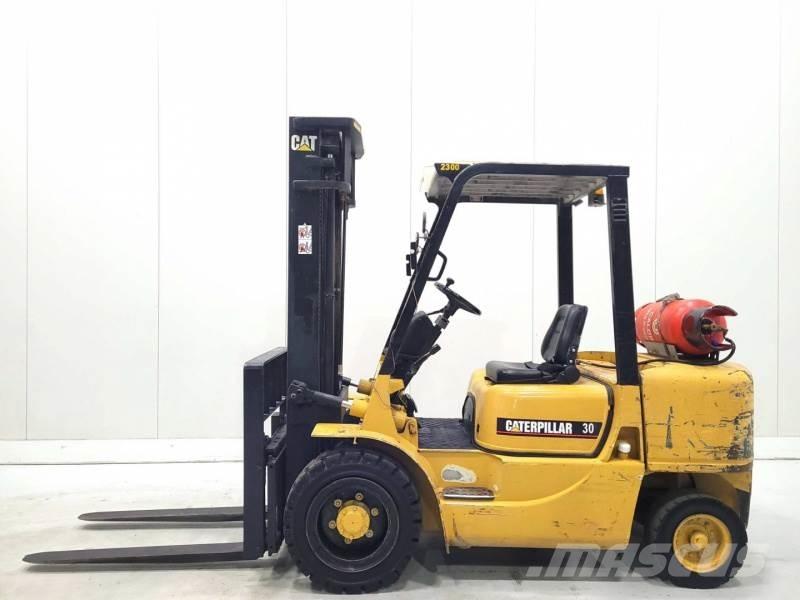 CAT GP30K Empilhadores a gás