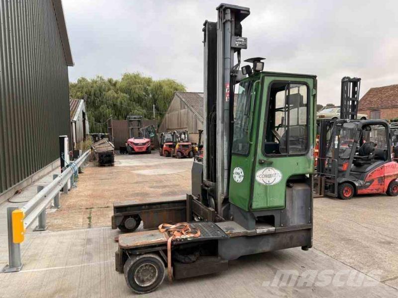 Combilift C4000 Empilhadores de 4 vias