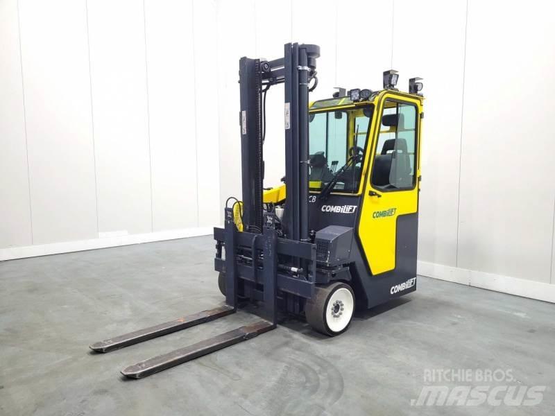Combilift CB4000 Empilhadores de 4 vias