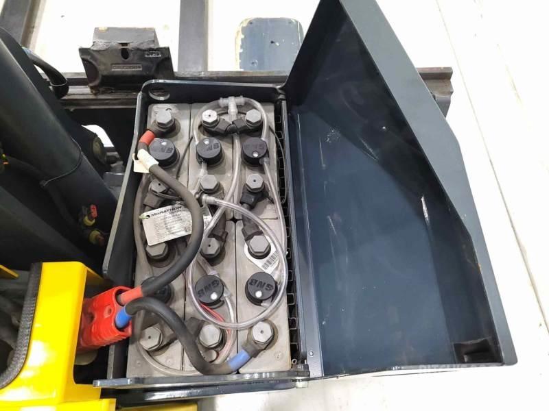 Combilift WR4 Empilhadores de 4 vias