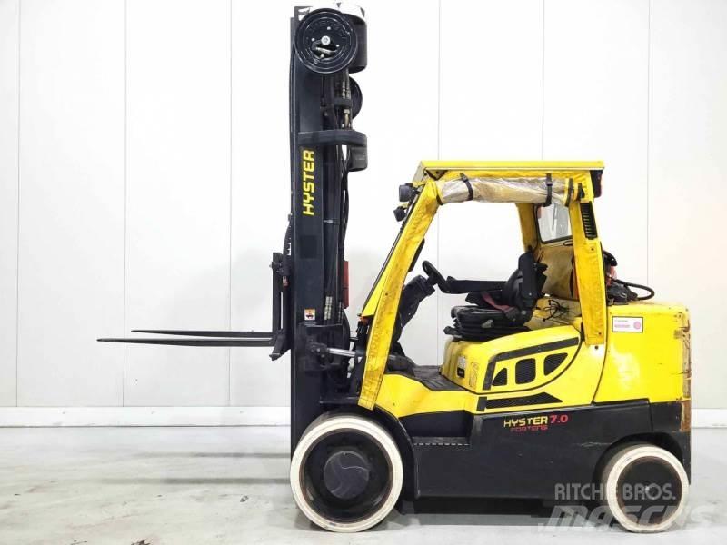 Hyster S7.00FT Empilhadores a gás