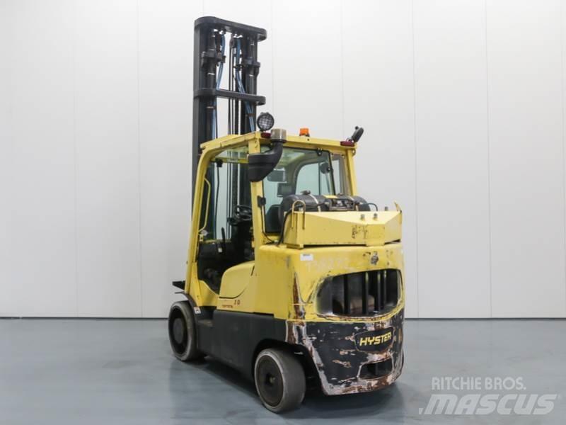 Hyster S7.00FT Empilhadores a gás