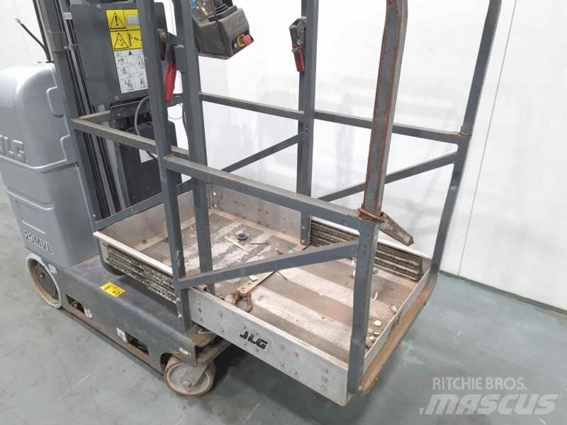 JLG 20MVL Elevadores de tesoura