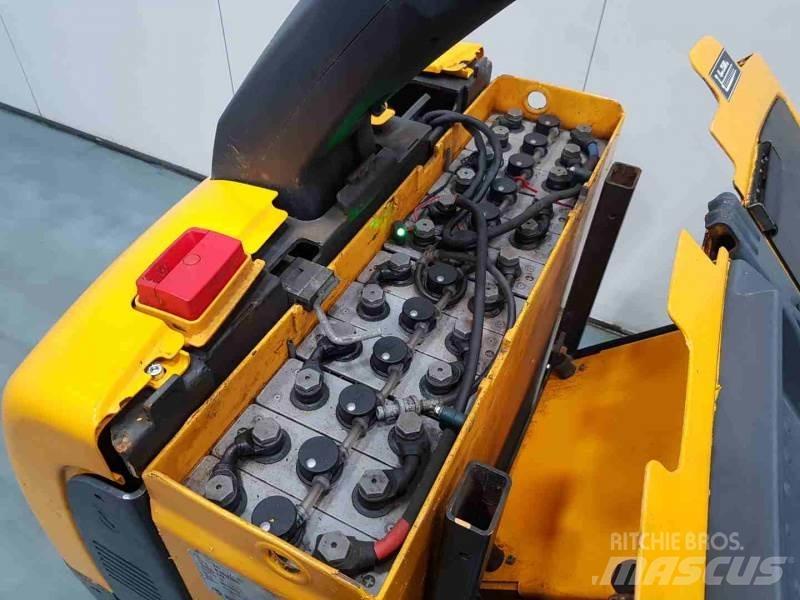 Jungheinrich ECE220 XL Preparadoras de encomendas de média elevação