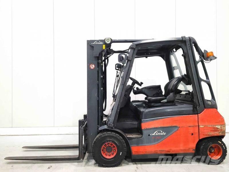 Linde E30-01 Empilhadores eléctricos
