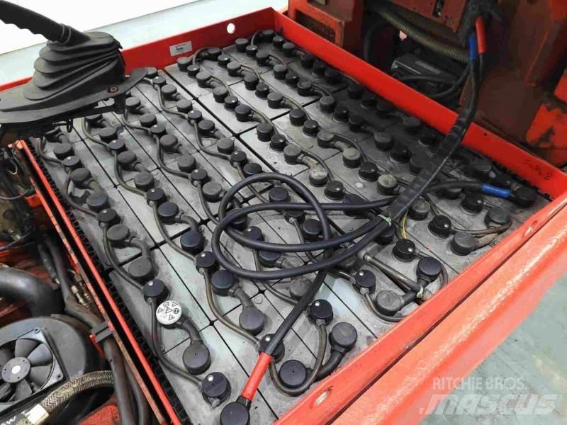 Linde E30-03 336 Empilhadores eléctricos