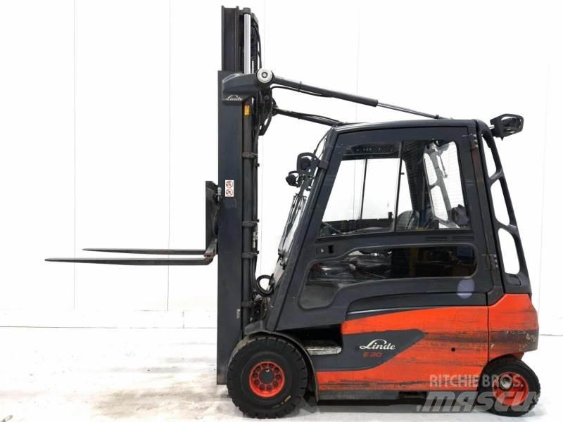 Linde E30L-01 Empilhadores eléctricos