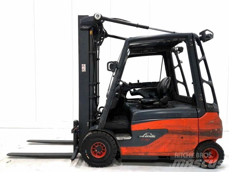 Linde E30L-01 Empilhadores eléctricos
