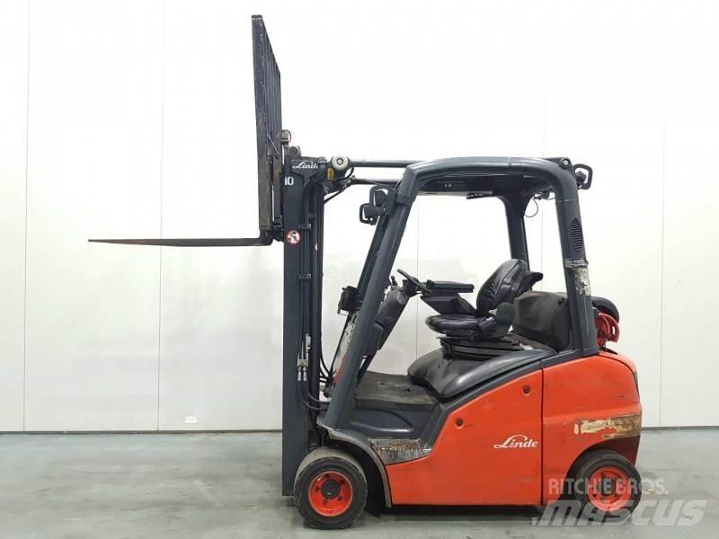 Linde H20T-01 391 Empilhadores a gás
