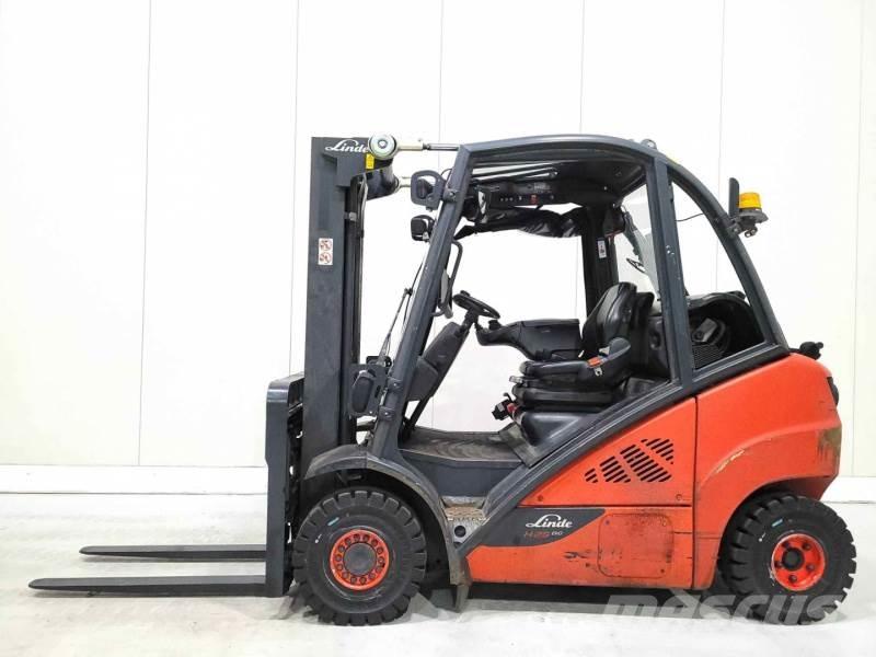 Linde H25T-02 Empilhadores a gás