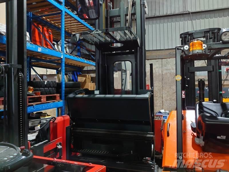 Linde K10 011 Empilhadores de via estreita