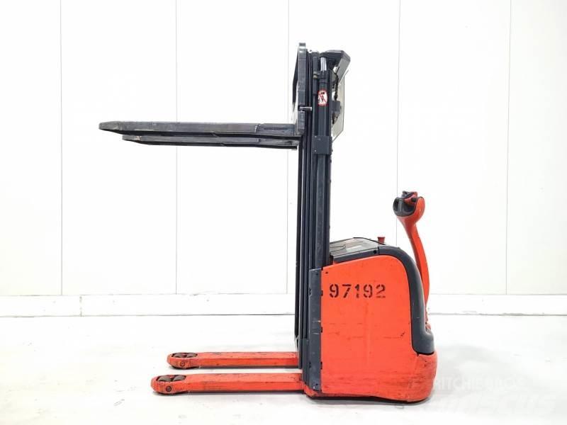 Linde L14 Porta-paletes manuais