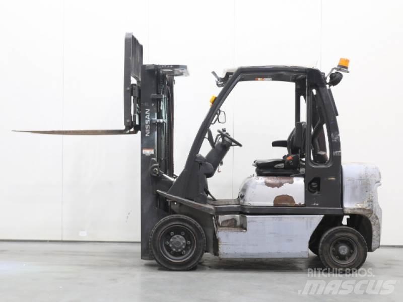 Nissan Y1D2A25Q Empilhadores Diesel