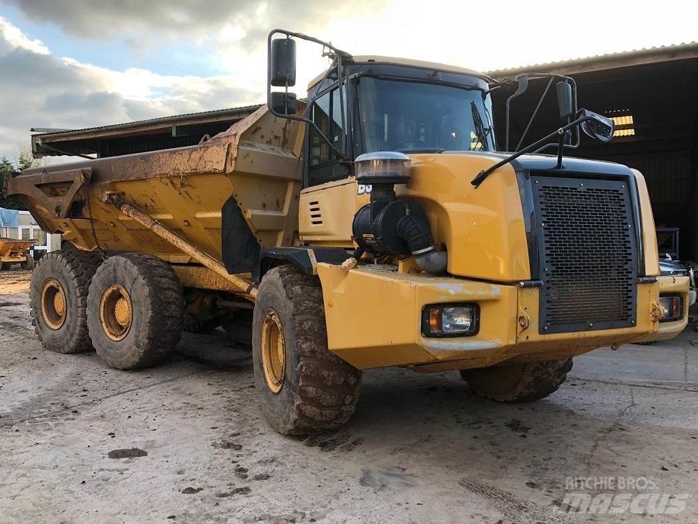 Bell D30D Camiőes dumper basculantes rígidos