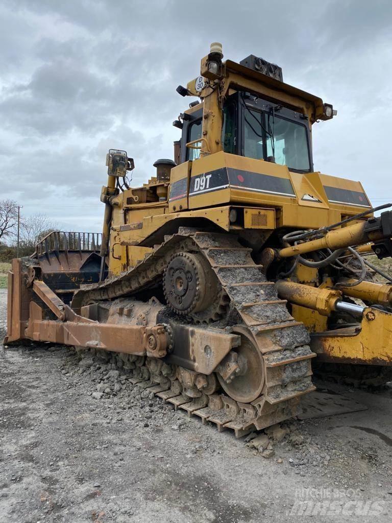 CAT D9T Dozers - Tratores rastos