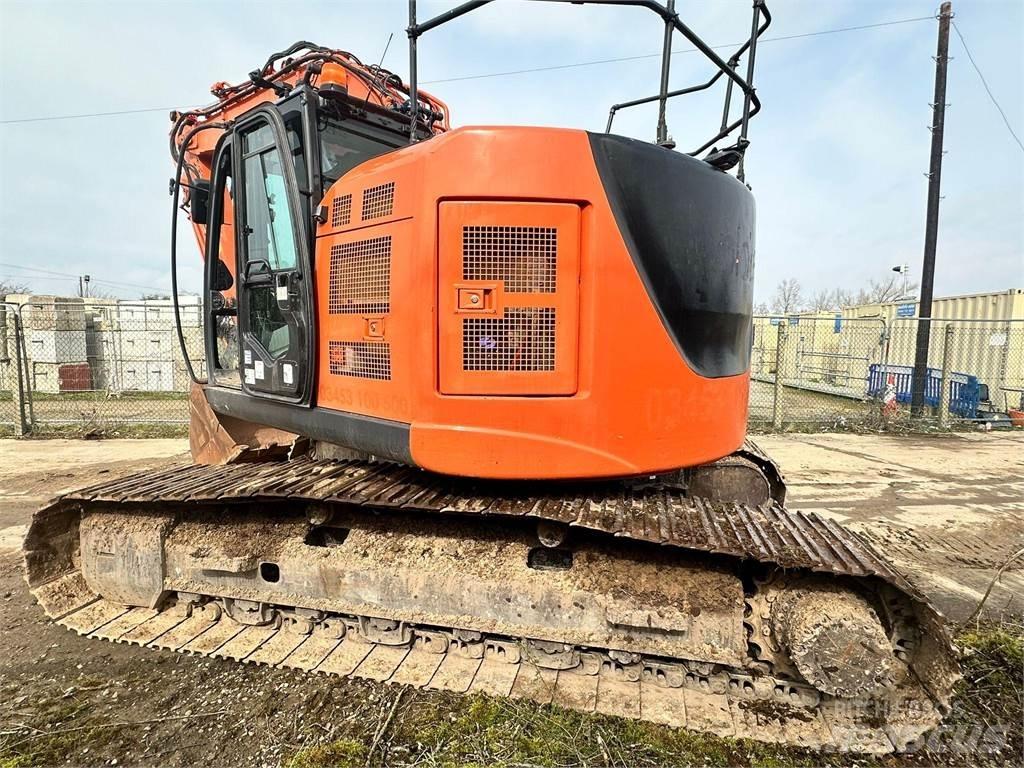 Hitachi ZX225USLC-6 Escavadoras de rastos