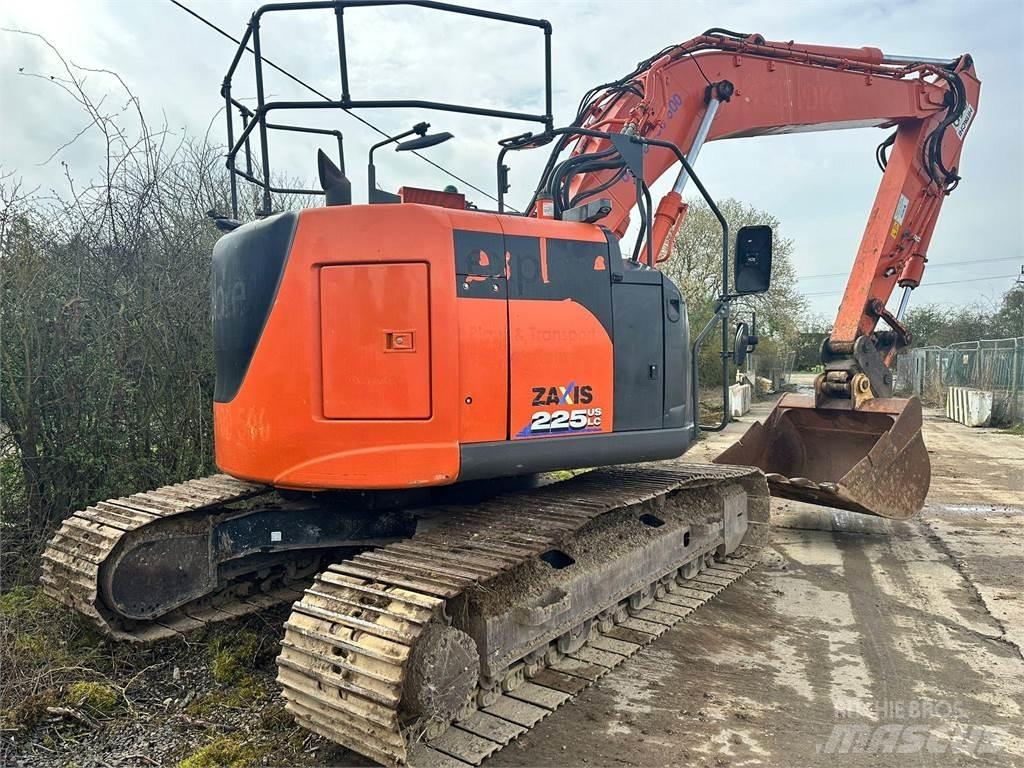 Hitachi ZX225USLC-6 Escavadoras de rastos