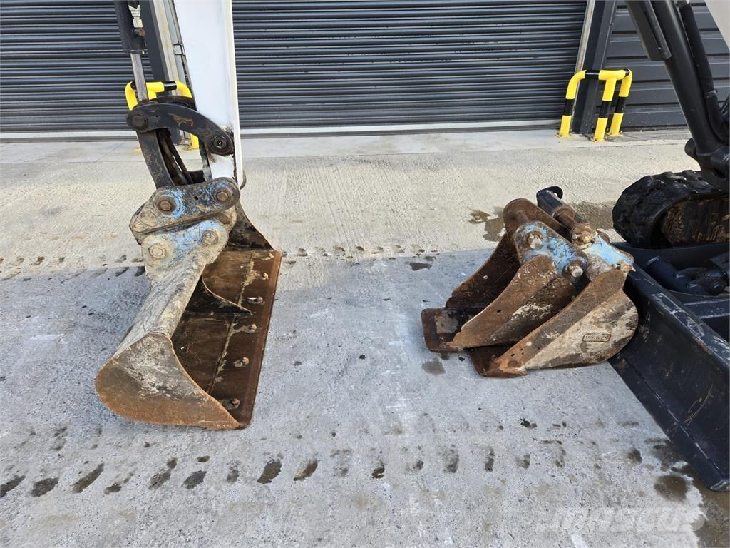 Bobcat E27 Mini Escavadoras <7t