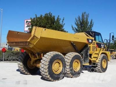 CAT 725 Camiões articulados