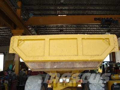 CAT 730 Tailgate Outros componentes
