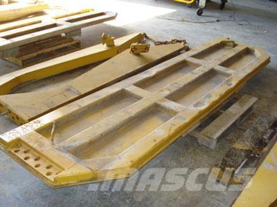CAT 740 Tailgate Outros componentes